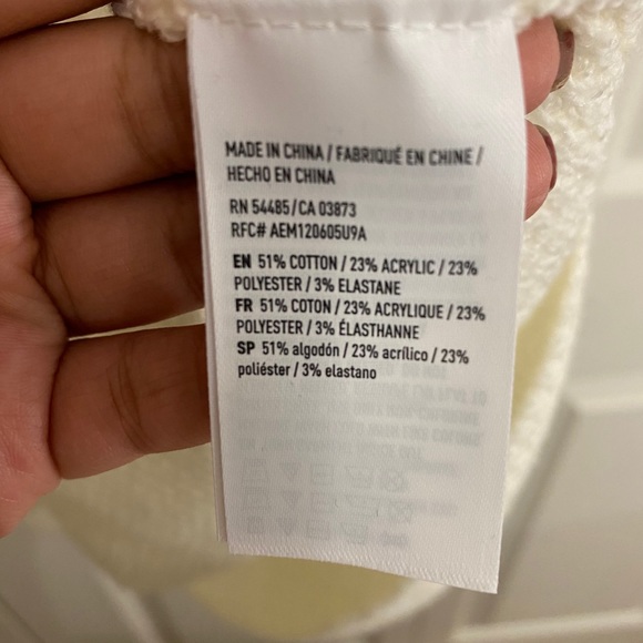 American Eagle White Knitted Sweater - Picture 3 of 4